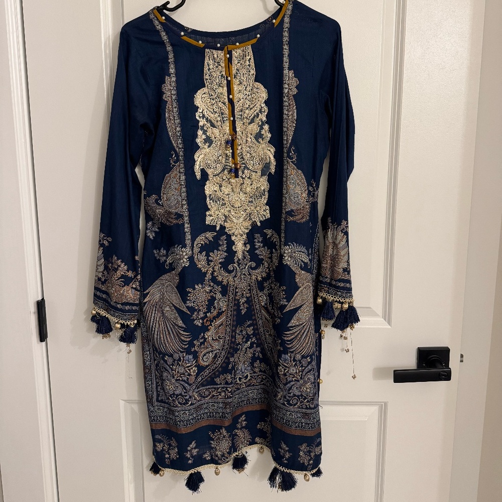 Sana Safinaz Pakistani Lawn Shirt Small/Medium